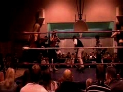 October_27,_2006_Supergirl_Title_Match_flv_000118202.jpg