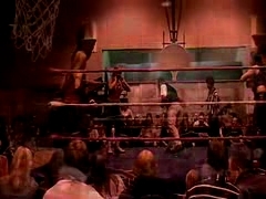 October_27,_2006_Supergirl_Title_Match_flv_000119036.jpg