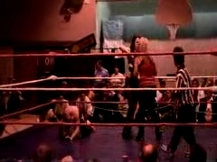 October_27,_2006_Supergirl_Title_Match_flv_000127878.jpg