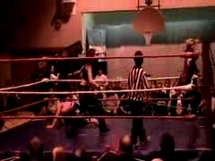 October_27,_2006_Supergirl_Title_Match_flv_000134218.jpg