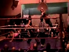 October_27,_2006_Supergirl_Title_Match_flv_000134635.jpg