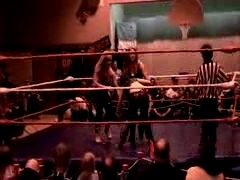 October_27,_2006_Supergirl_Title_Match_flv_000139473.jpg