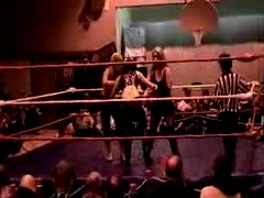 October_27,_2006_Supergirl_Title_Match_flv_000139890.jpg