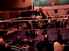 October_27,_2006_Supergirl_Title_Match_flv_000150484.jpg