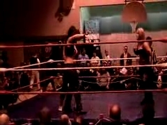 October_27,_2006_Supergirl_Title_Match_flv_000157491.jpg