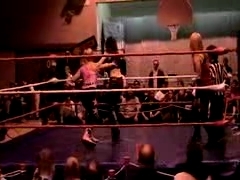 October_27,_2006_Supergirl_Title_Match_flv_000161828.jpg