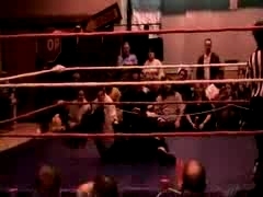 October_27,_2006_Supergirl_Title_Match_flv_000187688.jpg