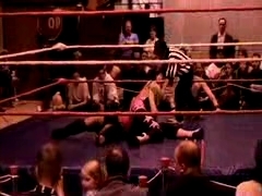 October_27,_2006_Supergirl_Title_Match_flv_000193026.jpg