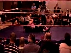 October_27,_2006_Supergirl_Title_Match_flv_000195863.jpg