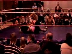 October_27,_2006_Supergirl_Title_Match_flv_000196280.jpg