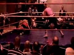 October_27,_2006_Supergirl_Title_Match_flv_000202035.jpg