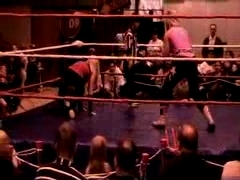 October_27,_2006_Supergirl_Title_Match_flv_000202452.jpg