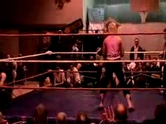 October_27,_2006_Supergirl_Title_Match_flv_000205873.jpg