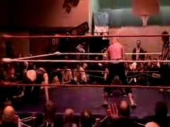 October_27,_2006_Supergirl_Title_Match_flv_000206790.jpg