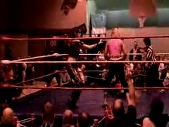 October_27,_2006_Supergirl_Title_Match_flv_000207624.jpg