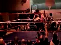 October_27,_2006_Supergirl_Title_Match_flv_000208125.jpg