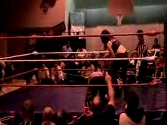 October_27,_2006_Supergirl_Title_Match_flv_000209376.jpg