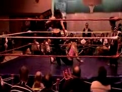 October_27,_2006_Supergirl_Title_Match_flv_000214965.jpg