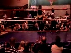 October_27,_2006_Supergirl_Title_Match_flv_000221972.jpg