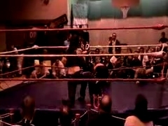 October_27,_2006_Supergirl_Title_Match_flv_000229980.jpg