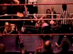 October_27,_2006_Supergirl_Title_Match_flv_000234234.jpg