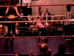 October_27,_2006_Supergirl_Title_Match_flv_000234818.jpg