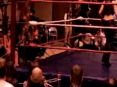 October_27,_2006_Supergirl_Title_Match_flv_000248248.jpg