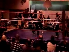 October_27,_2006_Supergirl_Title_Match_flv_000252169.jpg