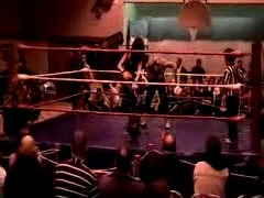 October_27,_2006_Supergirl_Title_Match_flv_000252586.jpg