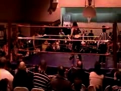 October_27,_2006_Supergirl_Title_Match_flv_000256340.jpg