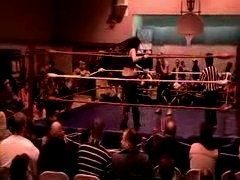 October_27,_2006_Supergirl_Title_Match_flv_000258926.jpg