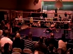 October_27,_2006_Supergirl_Title_Match_flv_000261678.jpg