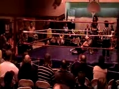 October_27,_2006_Supergirl_Title_Match_flv_000262095.jpg