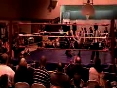 October_27,_2006_Supergirl_Title_Match_flv_000265516.jpg