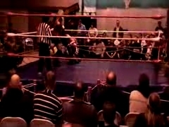 October_27,_2006_Supergirl_Title_Match_flv_000274191.jpg