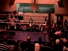 October_27,_2006_Supergirl_Title_Match_flv_000277361.jpg