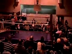 October_27,_2006_Supergirl_Title_Match_flv_000277694.jpg