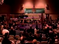 October_27,_2006_Supergirl_Title_Match_flv_000282199.jpg