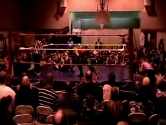 October_27,_2006_Supergirl_Title_Match_flv_000284785.jpg