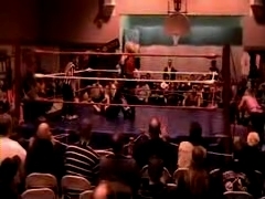 October_27,_2006_Supergirl_Title_Match_flv_000285869.jpg