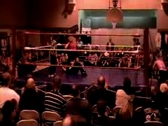 October_27,_2006_Supergirl_Title_Match_flv_000286286.jpg