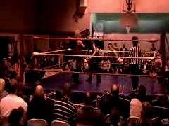 October_27,_2006_Supergirl_Title_Match_flv_000289790.jpg