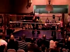 October_27,_2006_Supergirl_Title_Match_flv_000291291.jpg