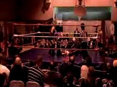 October_27,_2006_Supergirl_Title_Match_flv_000294044.jpg