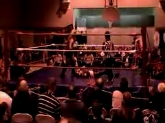 October_27,_2006_Supergirl_Title_Match_flv_000294628.jpg