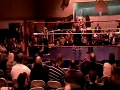 October_27,_2006_Supergirl_Title_Match_flv_000304638.jpg