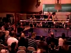 October_27,_2006_Supergirl_Title_Match_flv_000306139.jpg