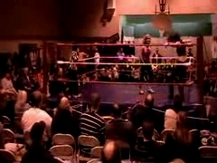 October_27,_2006_Supergirl_Title_Match_flv_000307391.jpg