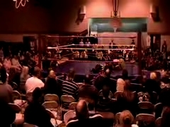 October_27,_2006_Supergirl_Title_Match_flv_000318151.jpg