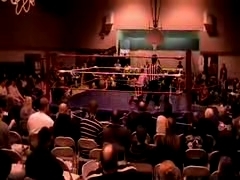 October_27,_2006_Supergirl_Title_Match_flv_000323156.jpg